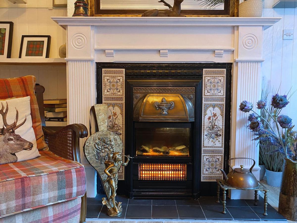 Macleen Cottage Arrochar Bagian luar foto