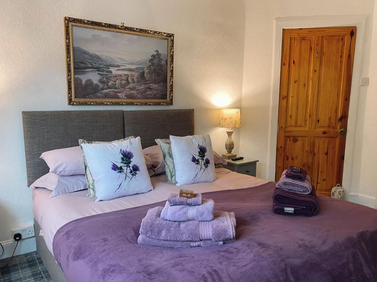 Macleen Cottage Arrochar Bagian luar foto