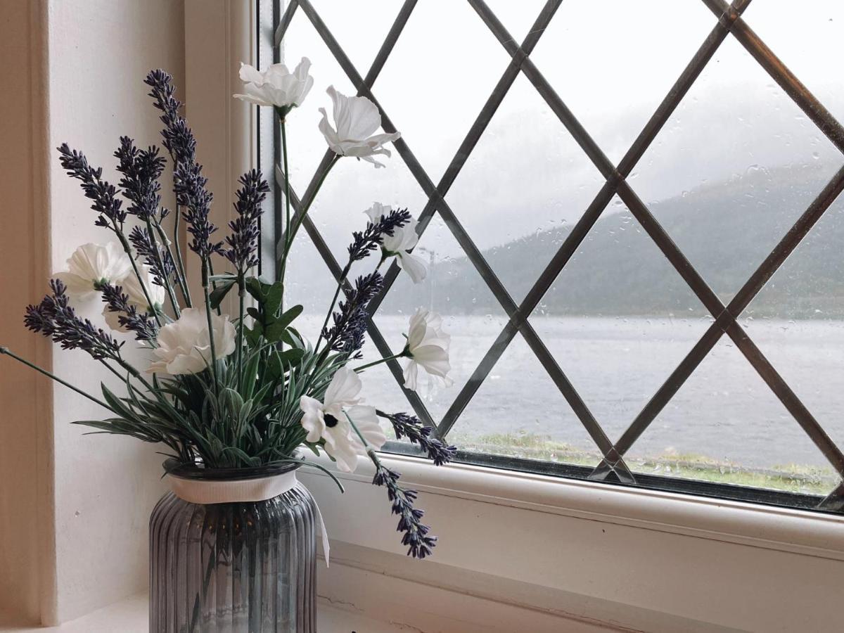 Macleen Cottage Arrochar Bagian luar foto